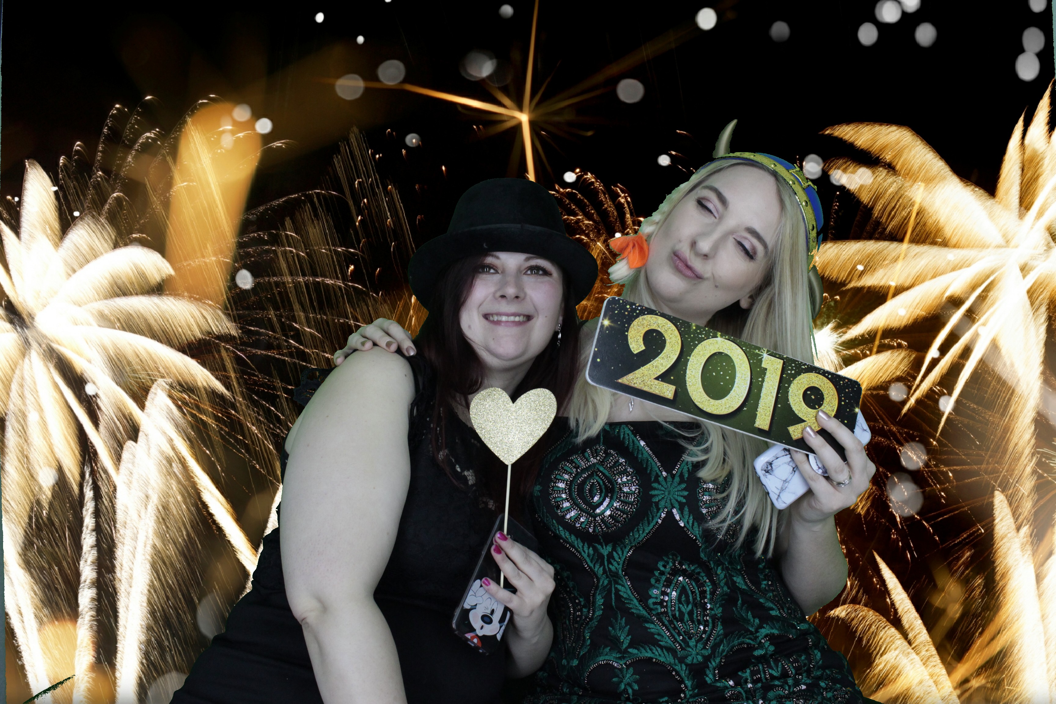 The Sussex Exchange New Years Eve | View more photos from the event at gallery.myphotoboothexperience.co.uk/u/MyPhotoBoothExperienceLtd/The-Sussex-Exchange-New-Years-Eve